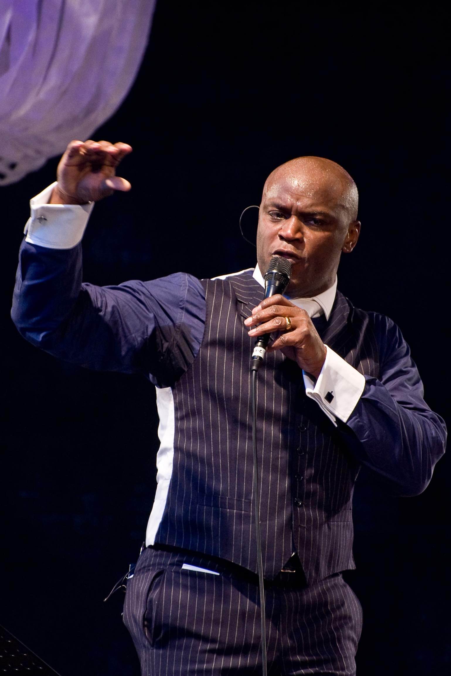 Ola Onabule - Latvia