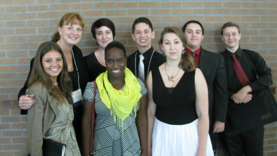 Lisa Kelly with UNF jazz camp vocalists