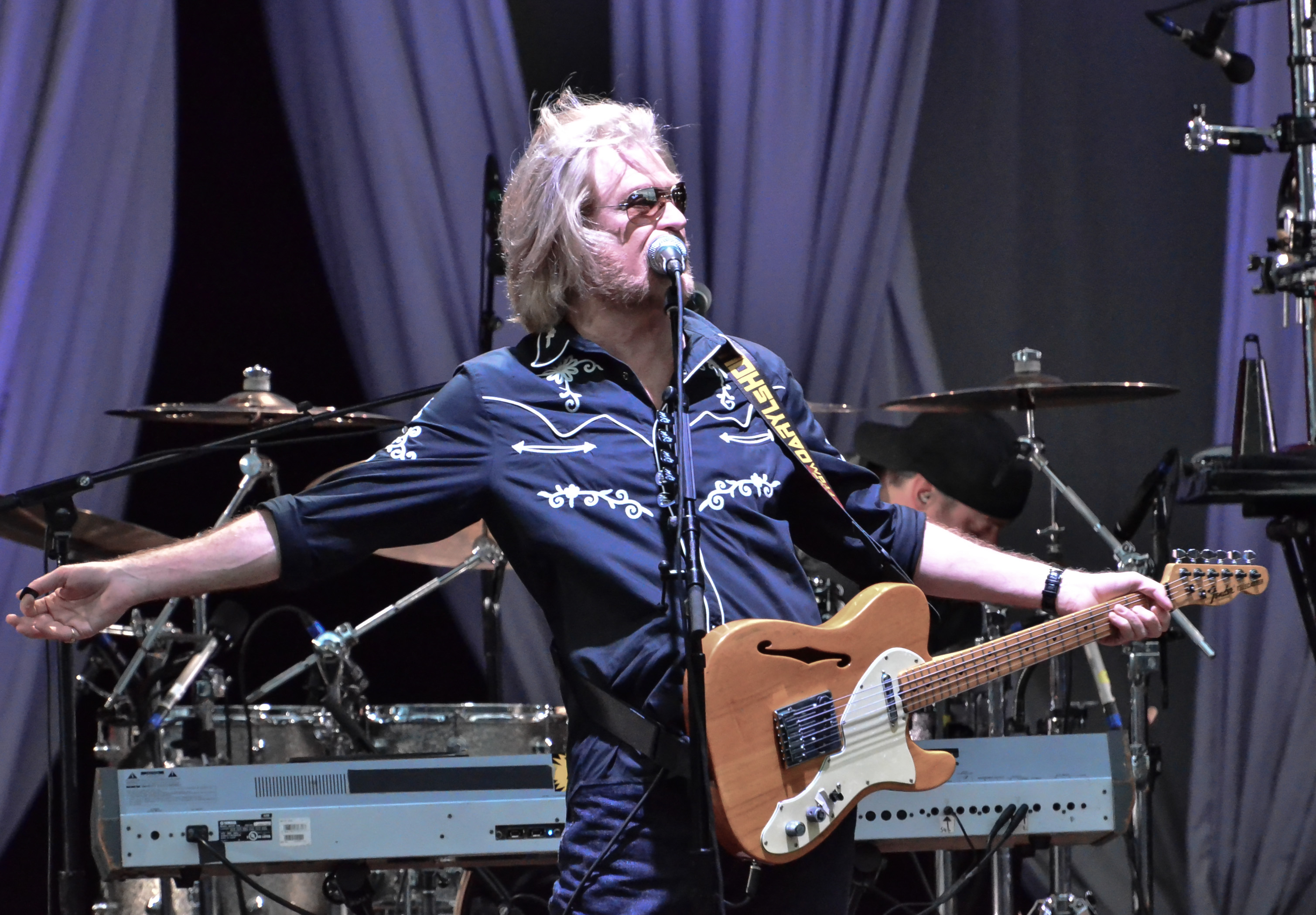 Hall & Oates at Nikon at Jones Beach Theater, July 15, 2015.