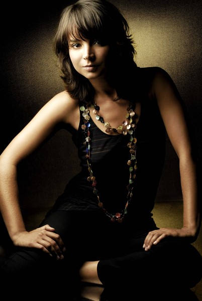 Sara Serpa — jazz photo by Carl Green | All About Jazz