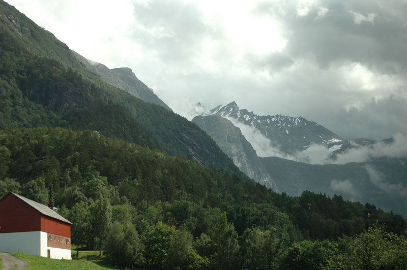 Oslo to Molde Part 2: Train from Domb