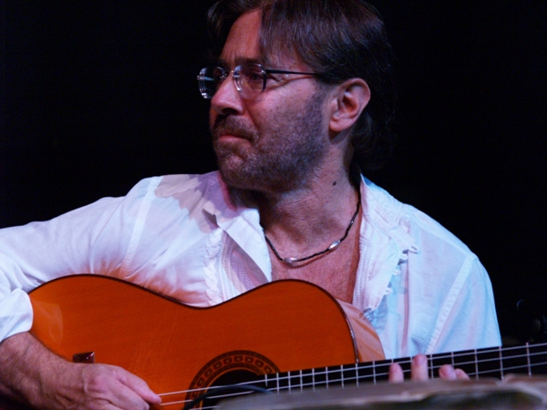 Al Di Meola — jazz photo by Peter Figura | All About Jazz