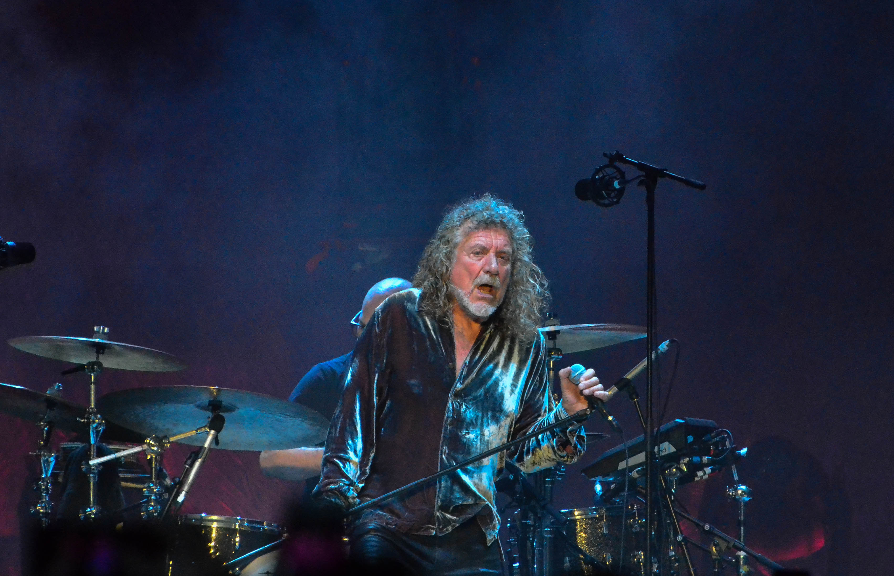 Robert Plant with special guest Sheryl Crow at Forest Hills Stadium.
