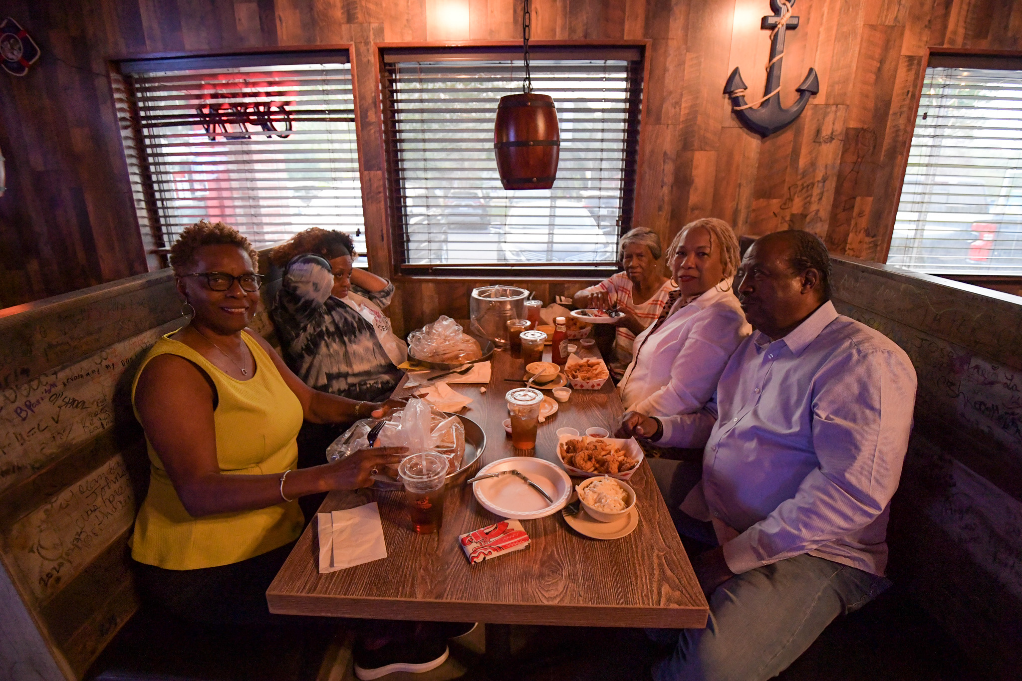 jazz fans at "Ocean Crab Cajun Seafood & Bar"