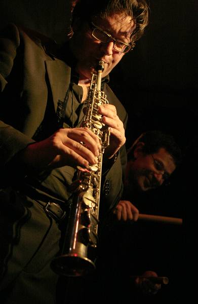 Stefano Saccon and Eduardo Kohan with "Libertango" at L'Ecurie, Geneva, Switzerland, March 2006