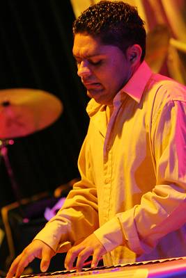 Munir Memedov with "Batambo"at the Kilimandjaro Festival, Thonon-Les-Bains, France, 2005