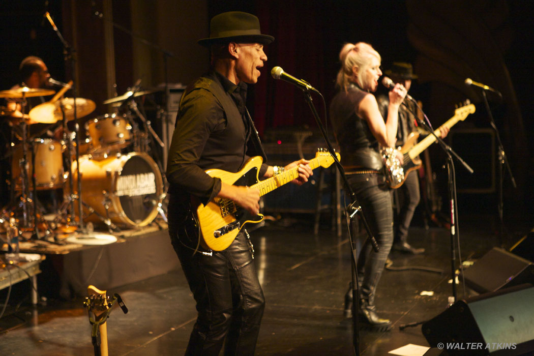 Mindi Abair & The Boneshakers At The Empress 2017