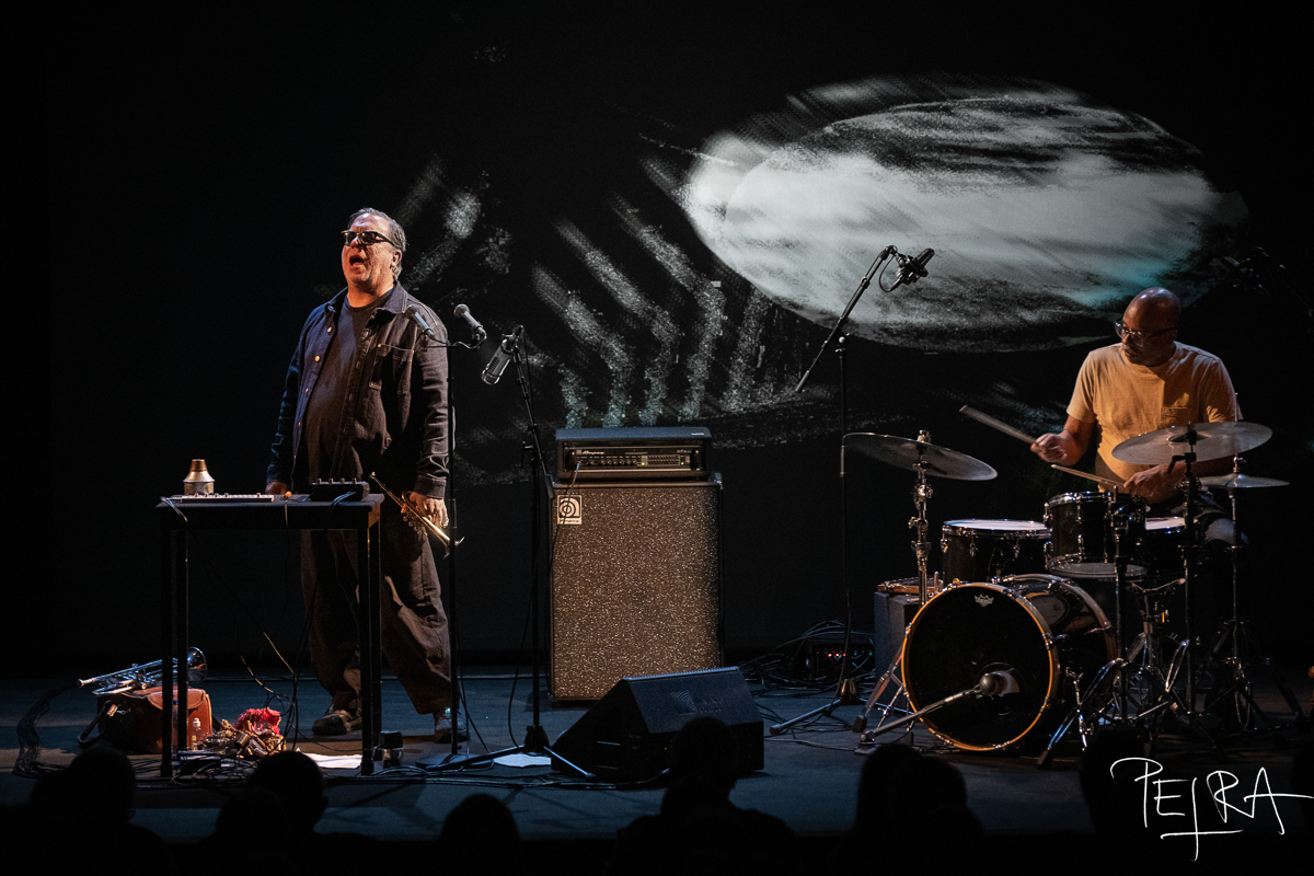 Chicago Underground Duo Hyperglyph — jazz photo by Petra Cvelbar | All About Jazz