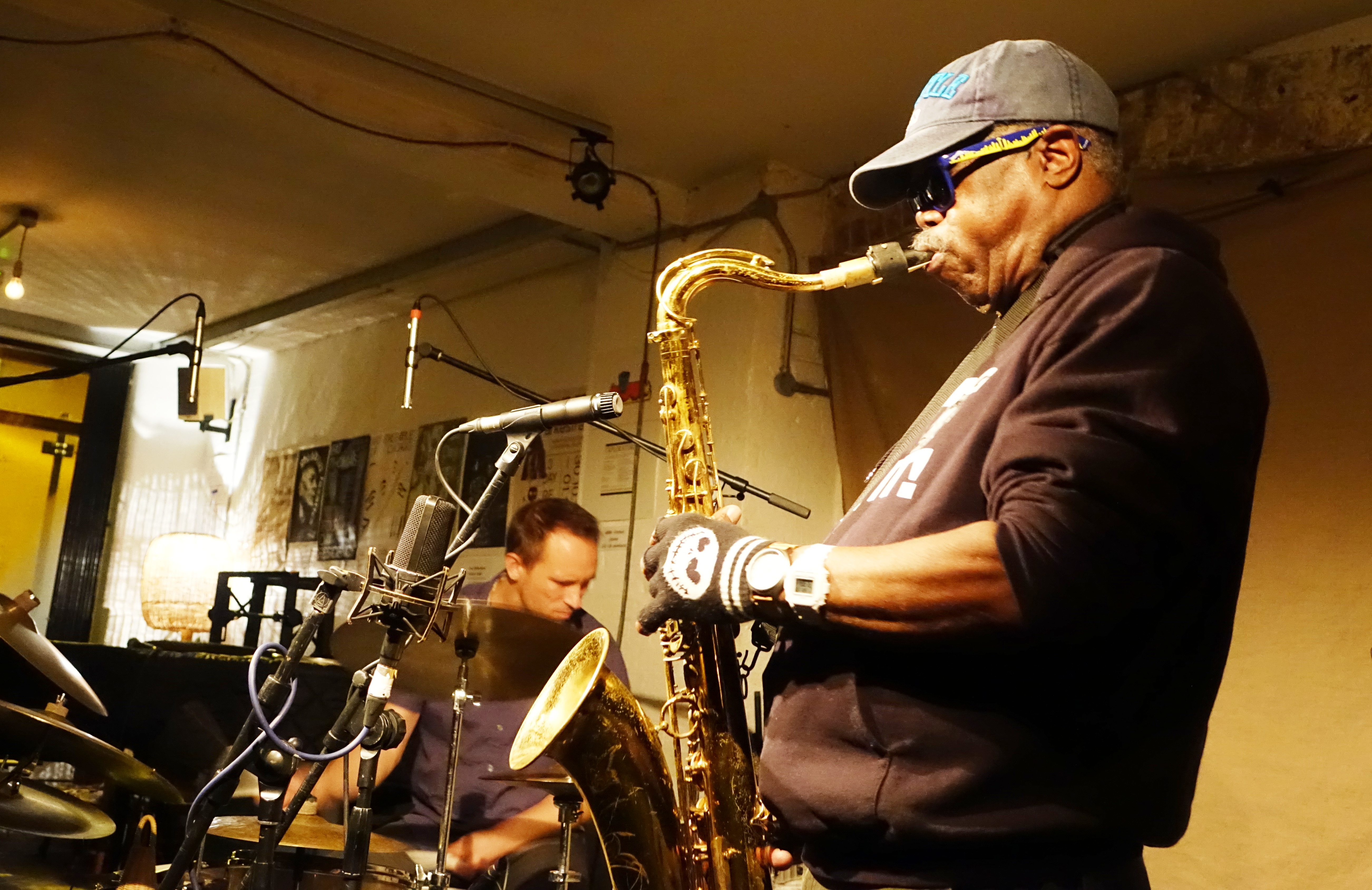 Paal Nilssen-Love and Joe McPhee at Cafe Oto, London in December 2017