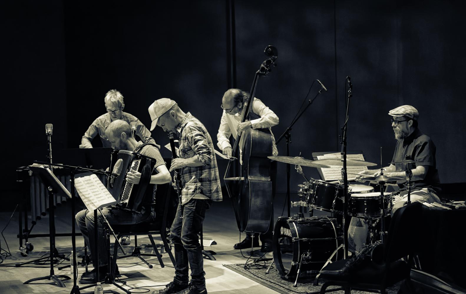 Matt Moran, Red Wieringa, Drew Gress, Chris Speed and John Hollenbeck with the Claudia Quintet at the Musical Instrument Museum (MIM) in Phoenix