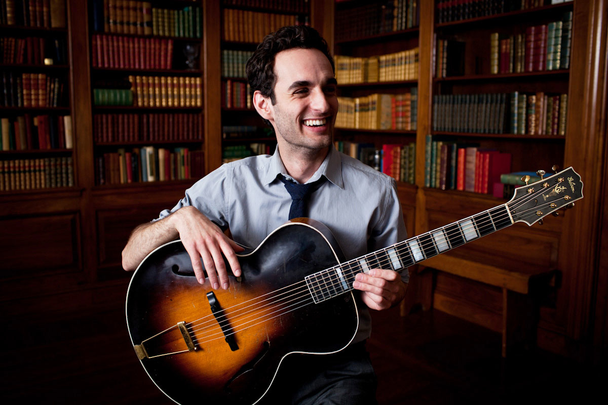 Julian lage