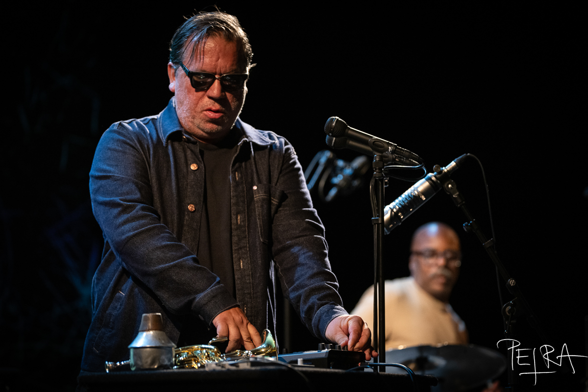 Chicago Underground Duo Hyperglyph, Rob Mazurek, Chad Taylor  — jazz photo by Petra Cvelbar | All About Jazz