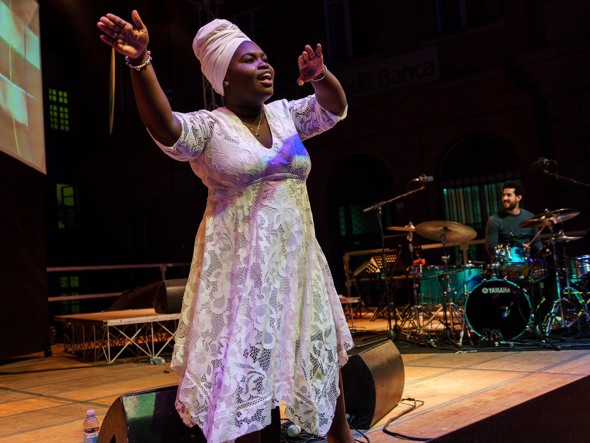 Daymé Arocena (with Ruly Herrera) - Cubafonia