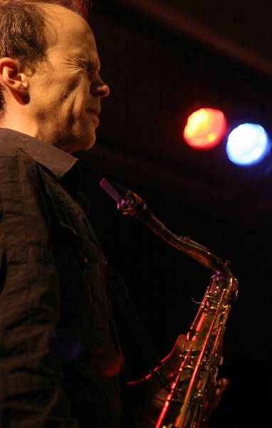 Chris Speed with the "Jim Black - Alasnoaxis" at the Sud Des Alpes, Amr, Geneva, Switzerland, April 2006