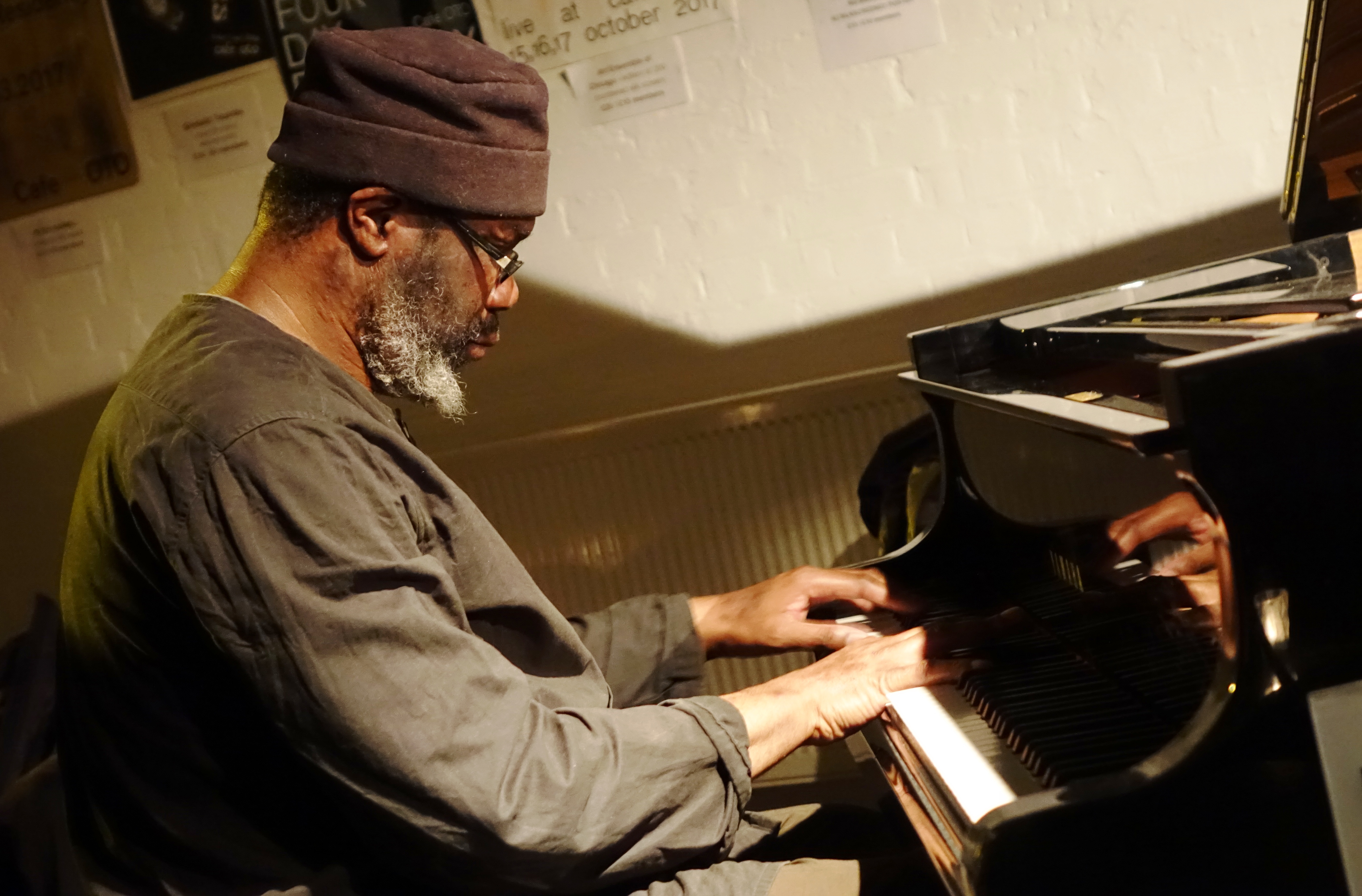 Pat Thomas at Cafe Oto, London in April 2018