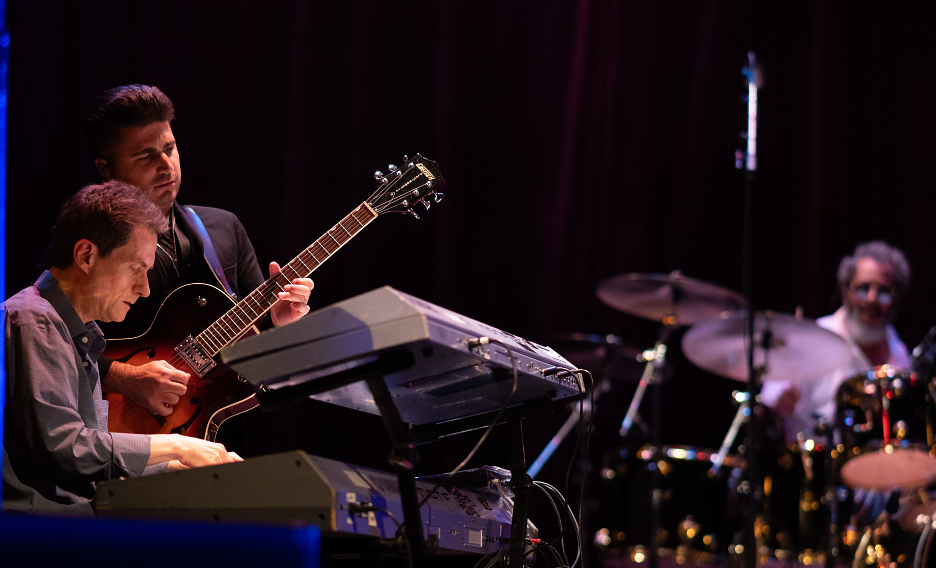 Vincent Ingala On Tenor Saxophone — jazz photo by Valerie Vaccaro | All About Jazz