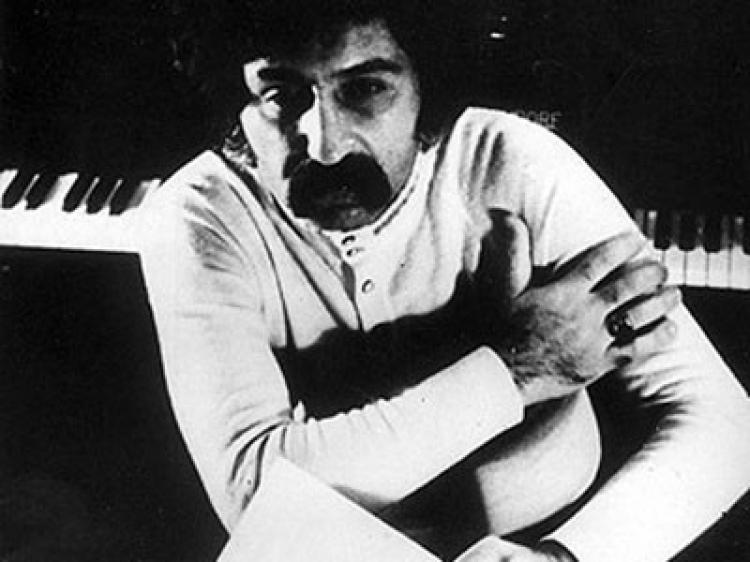 1976