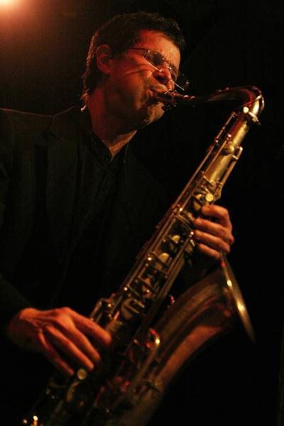 Eduardo Kohan with "Libertango" at L'Ecurie, Geneva, Switzerland, March 2006