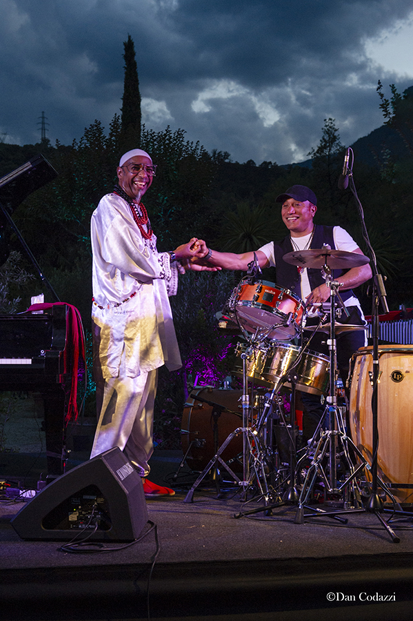 Omar Sosa & Ernesttico  Duo B-Black