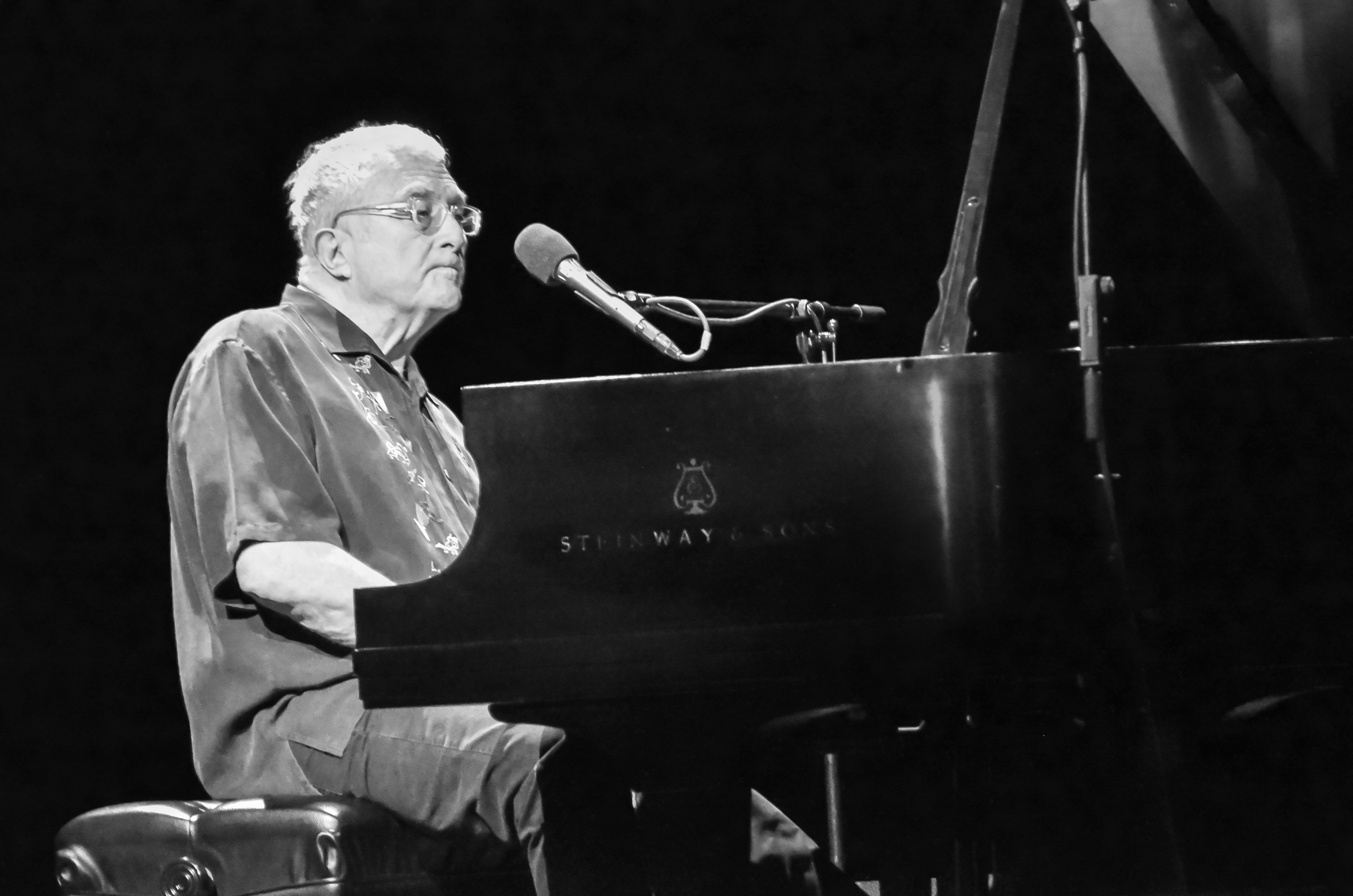 Randy Newman at The Space at Westbury on 4-6-2016. 