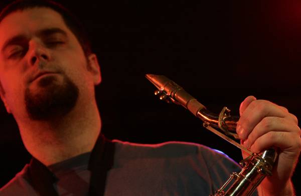 Dave Rempis with "Vandermark 5" at the Sud Des Alpes, Amr, Geneva, Switzerland, 2005