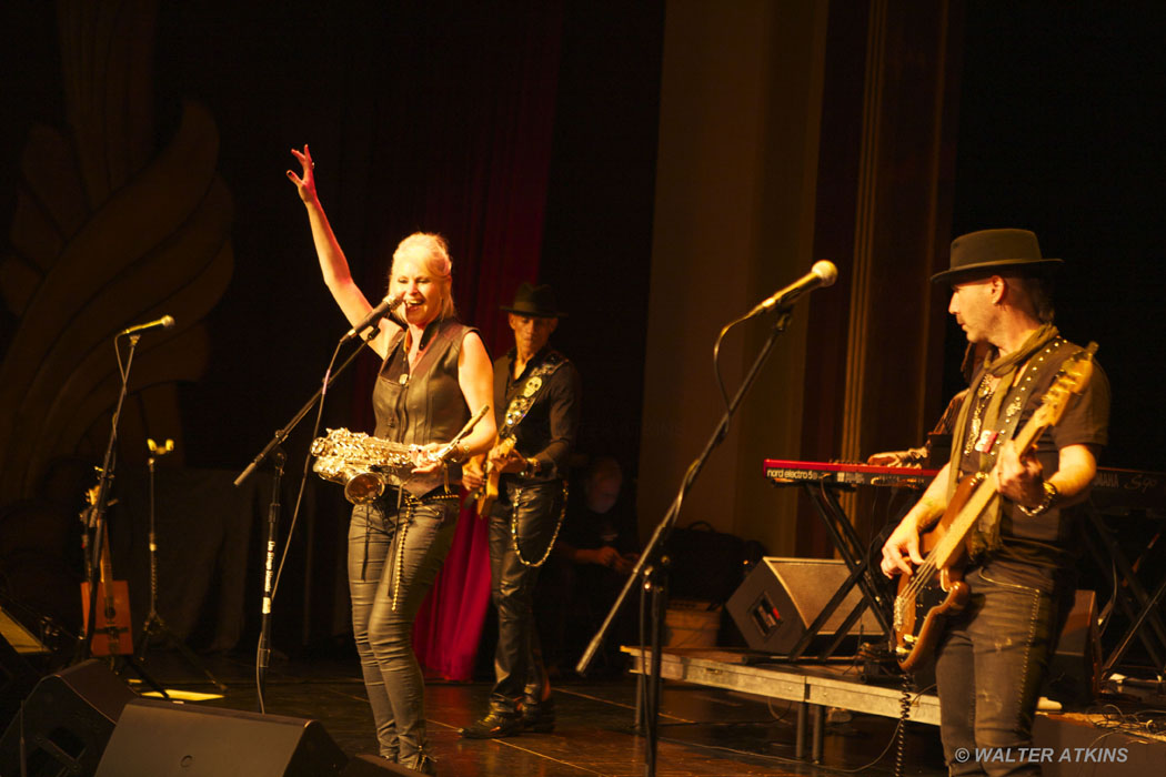 Mindi Abair & The Boneshakers At The Empress 2017