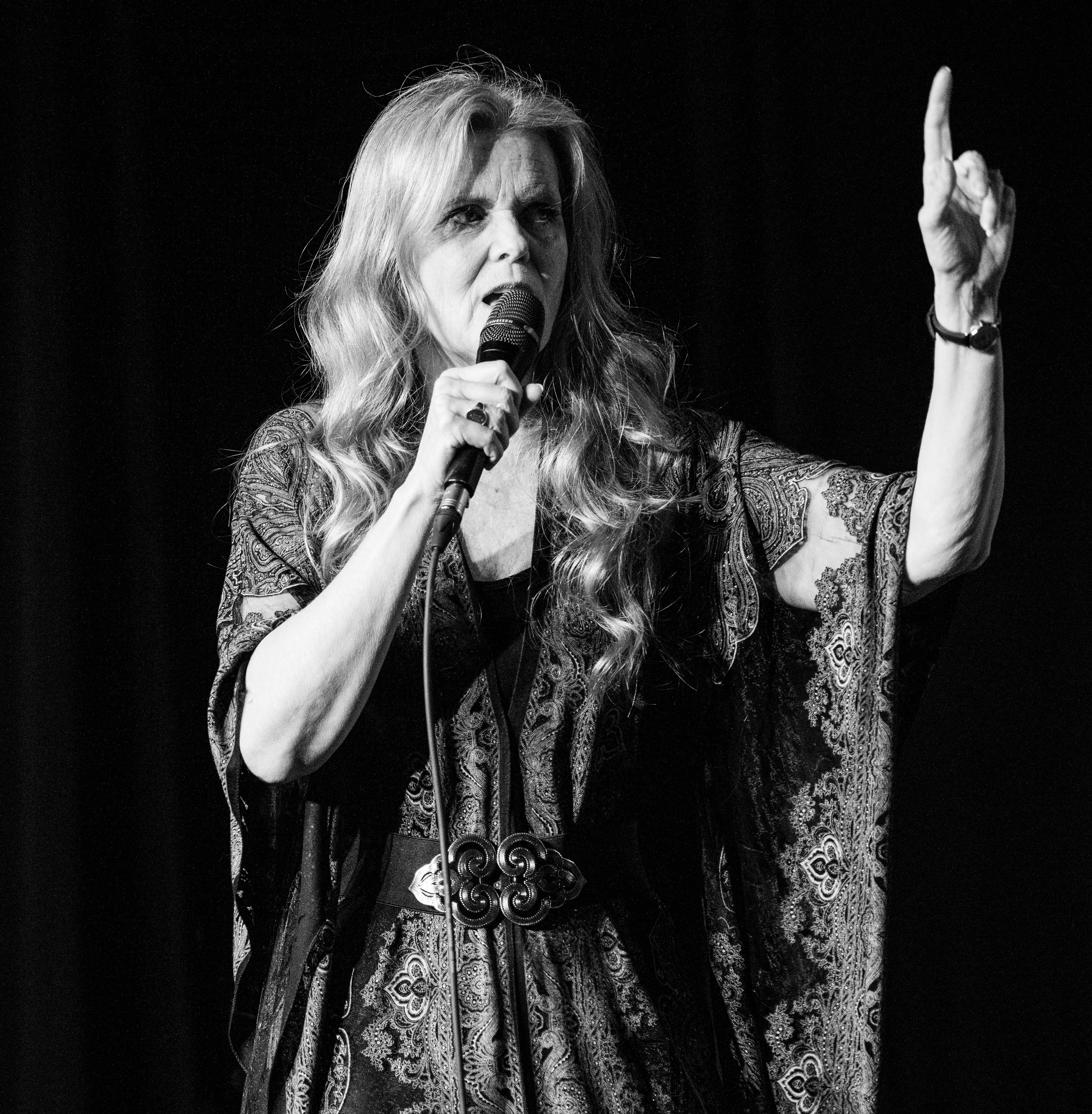 Tierney Sutton with the Jae Sinnett Trio