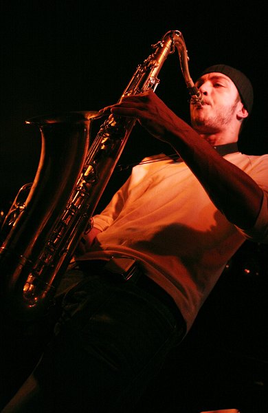 Guillaume Perret with the "Pascal Alba Group" at the Chat Noir, Geneve, Switzerland, 2006
