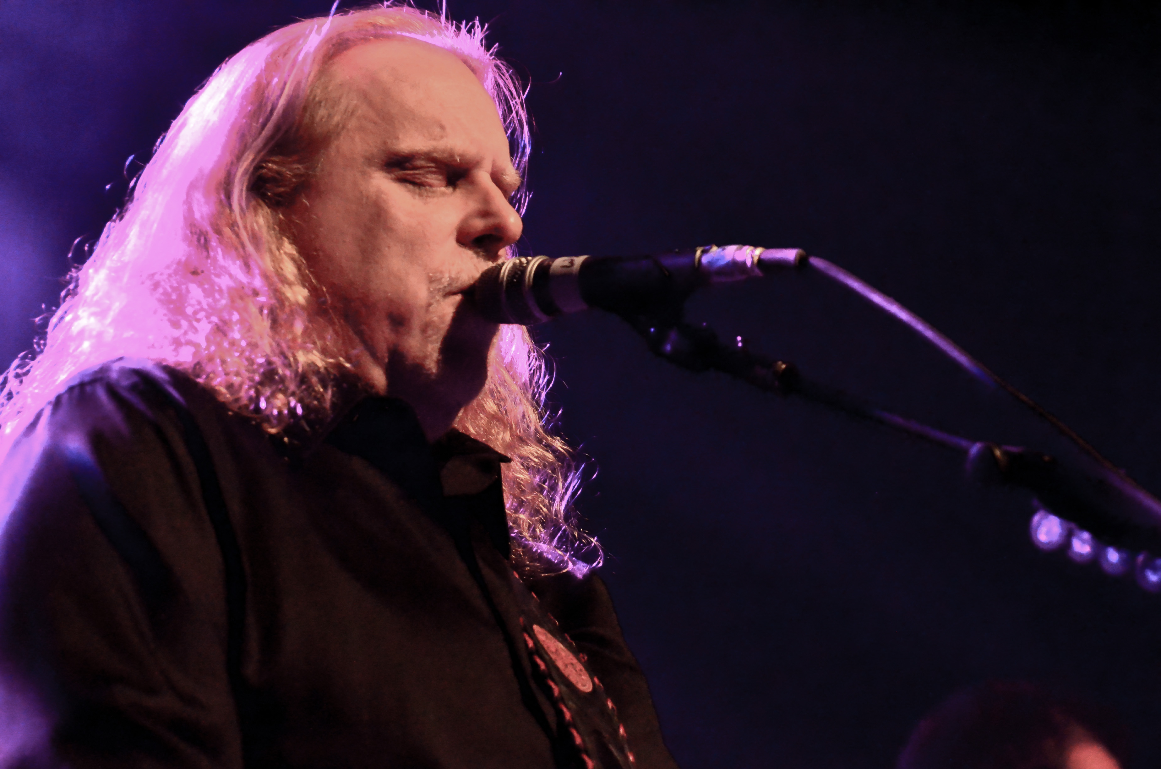 Warren Haynes at The Space at Westbury on 10-7-2015. 