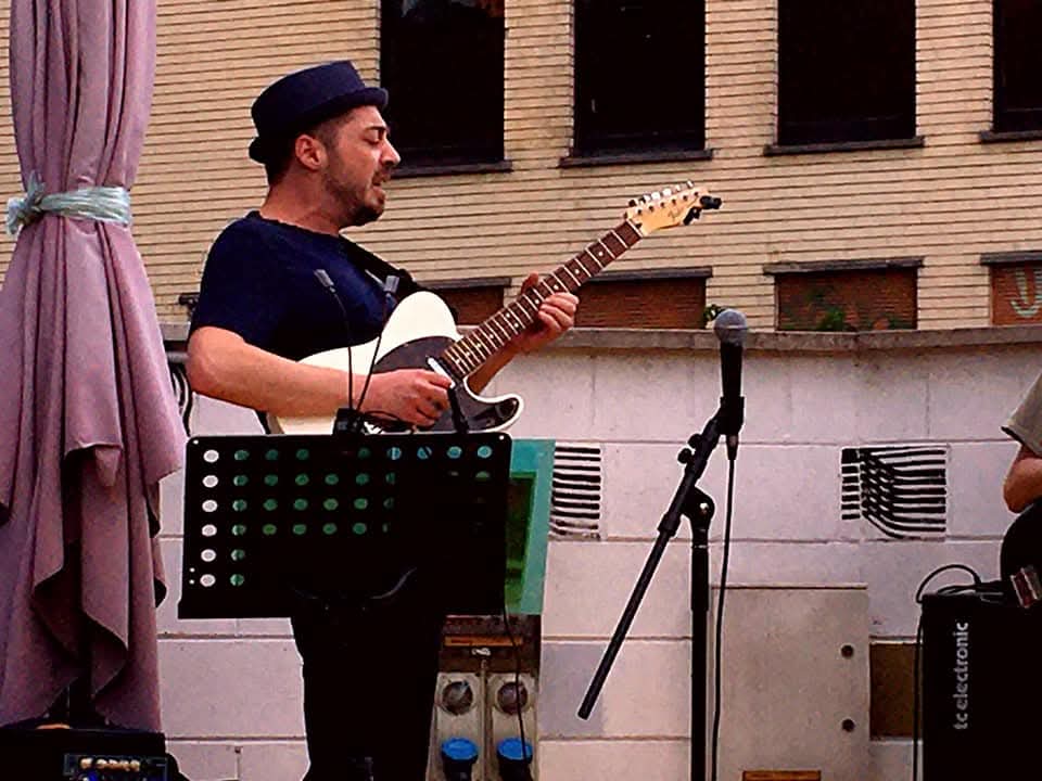 Luca Crispino musicista chitarrista jazz