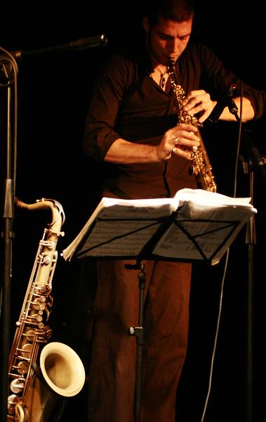 Guillaume Perret with "Duo Alice Perret and Guillaume Perret" at Catalyse, Geneva, Switzerland, 2005