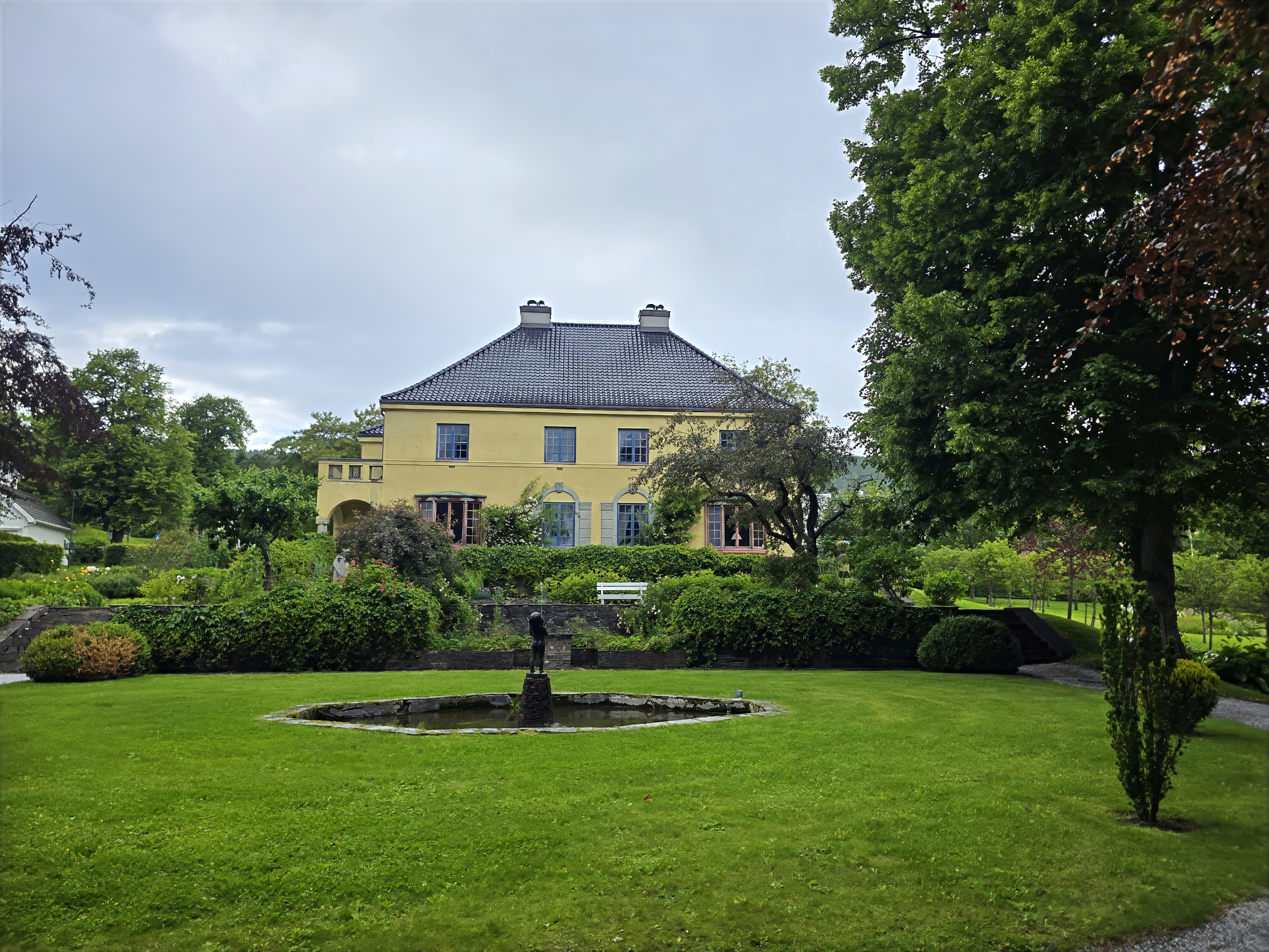 Chateauet venue in Molde — jazz photo by Daniel Mège | All About Jazz