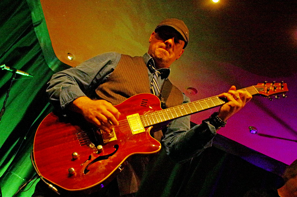 B D Lenz Trio plus Guest