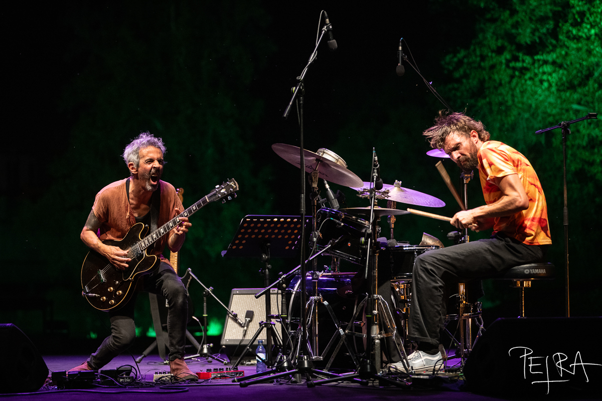 Bonbon Flamme, Luís Lopes, Étienne Ziemniak — jazz photo by Petra Cvelbar | All About Jazz