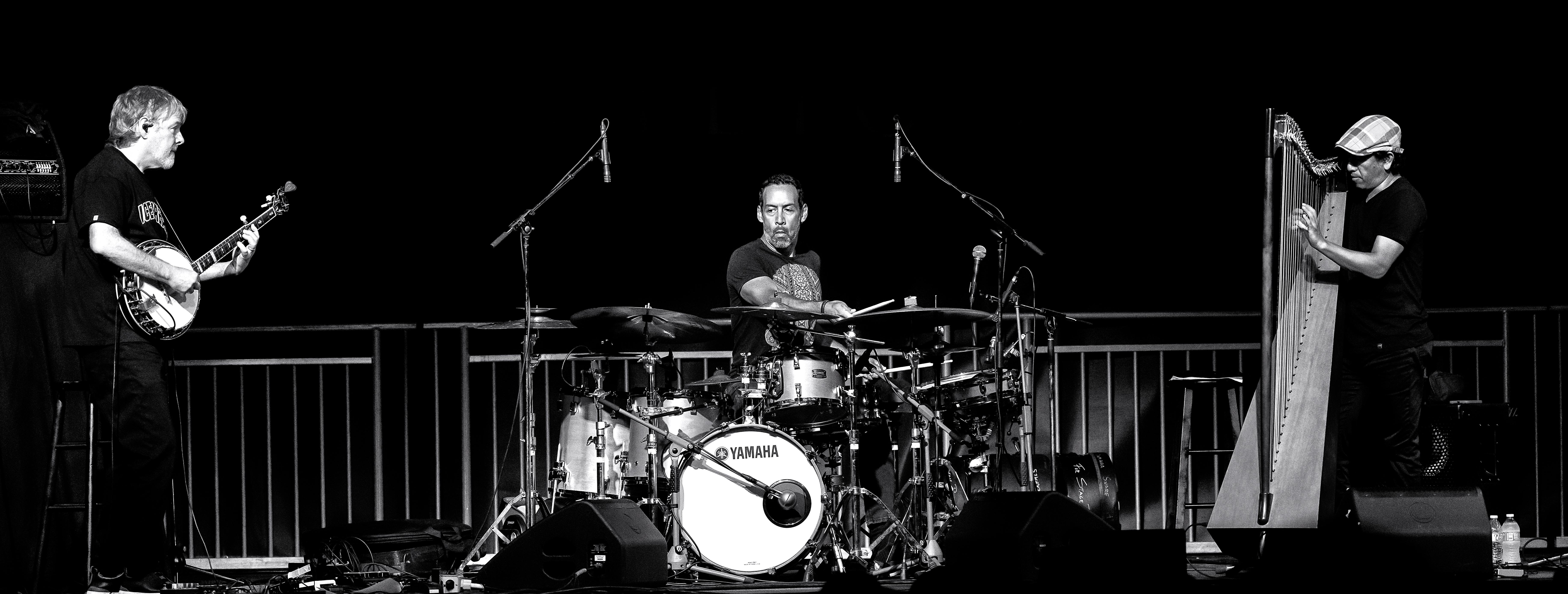 Béla Fleck, Antonio Sanchez, Edmar CasteñedaEdmar Casteñeda