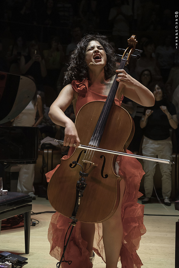 Ana Carla Maza