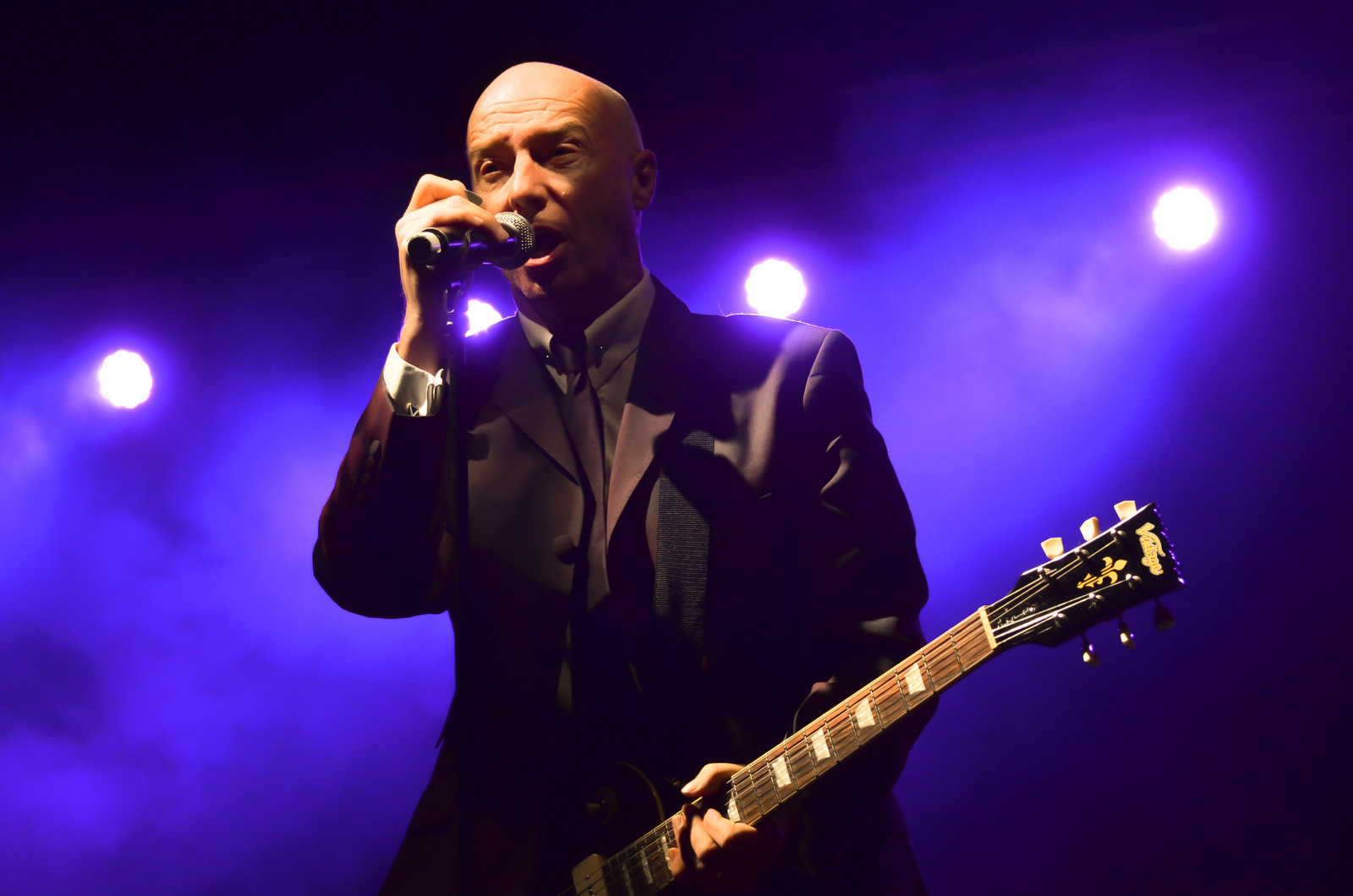 Midge Ure Performing at the Retro Futura Show on 8-23-2014.
