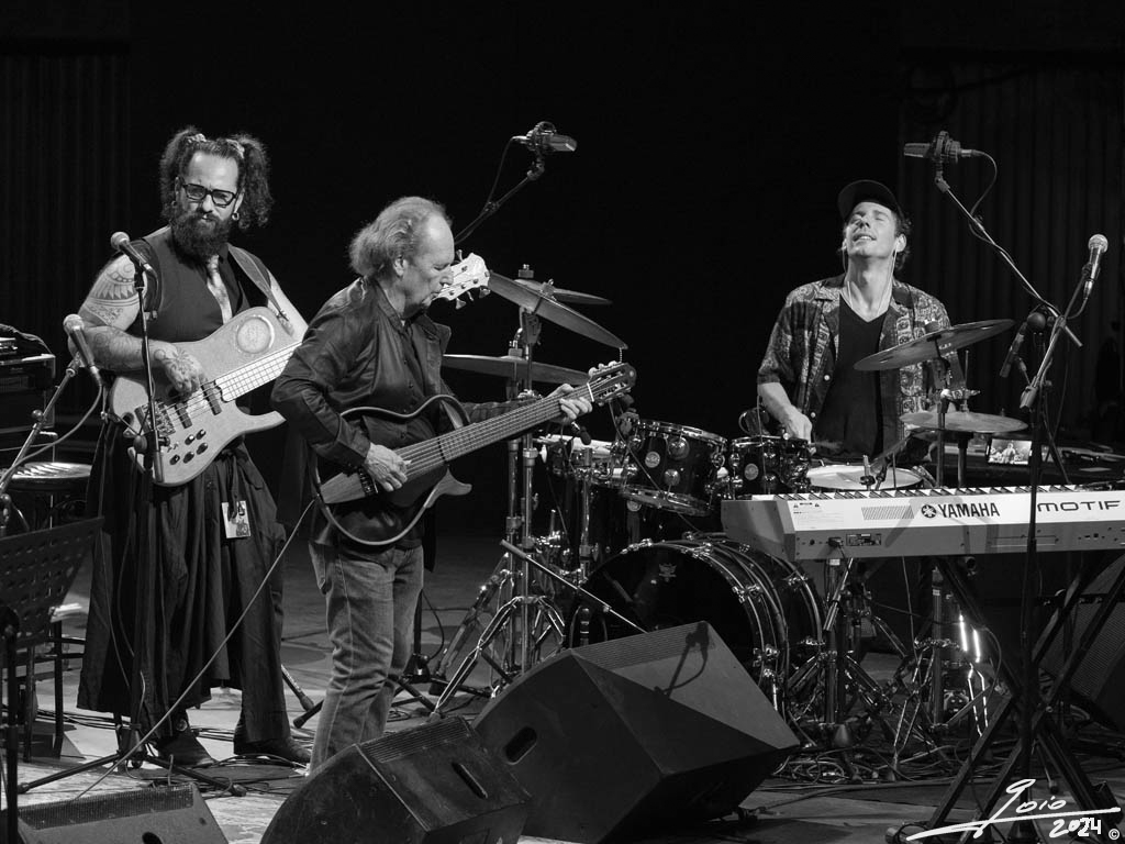 Lee Ritenour & Munir Hossn & Wesley Ritenour-2024