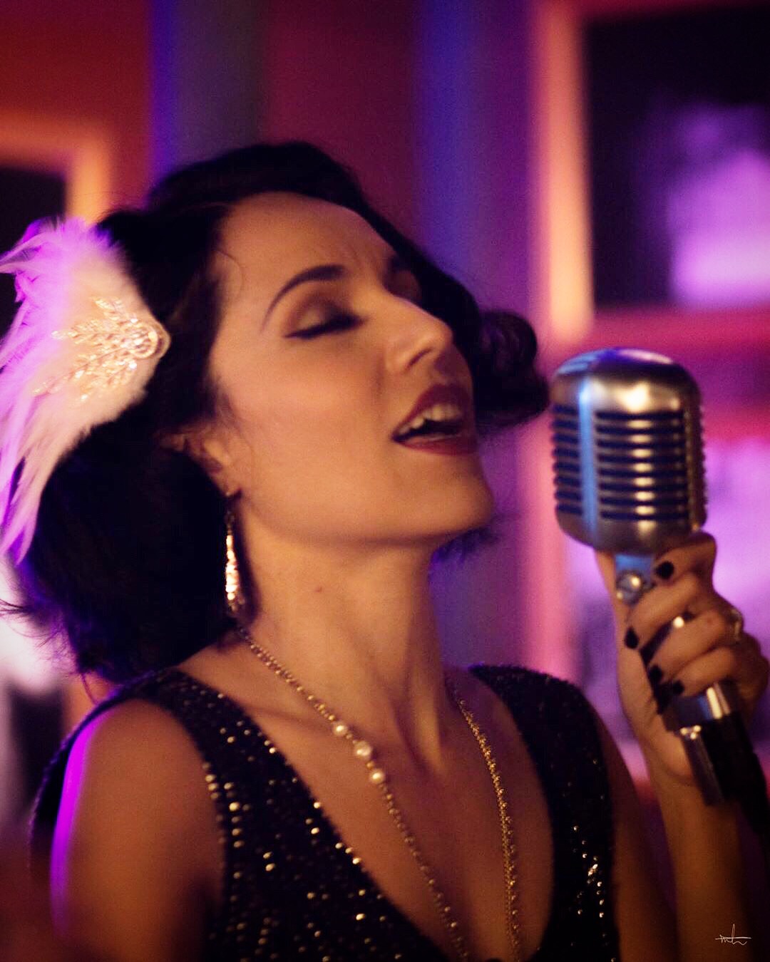 Jazz Vocalist Jackie Lopez - Vintage Glamour