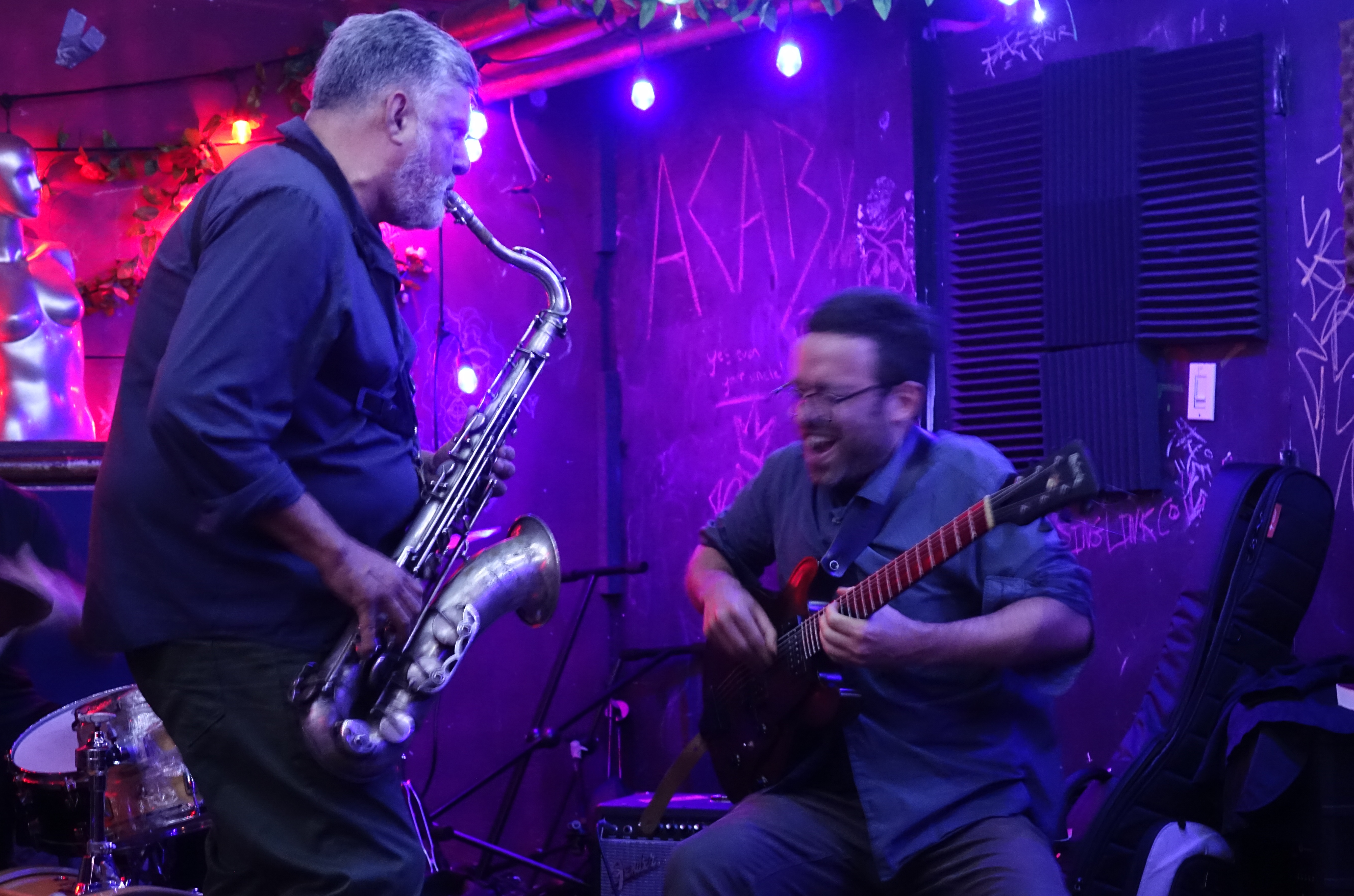 Tony Malaby and Todd Neufeld at the Bushwick Public House, Brooklyn in June 2019