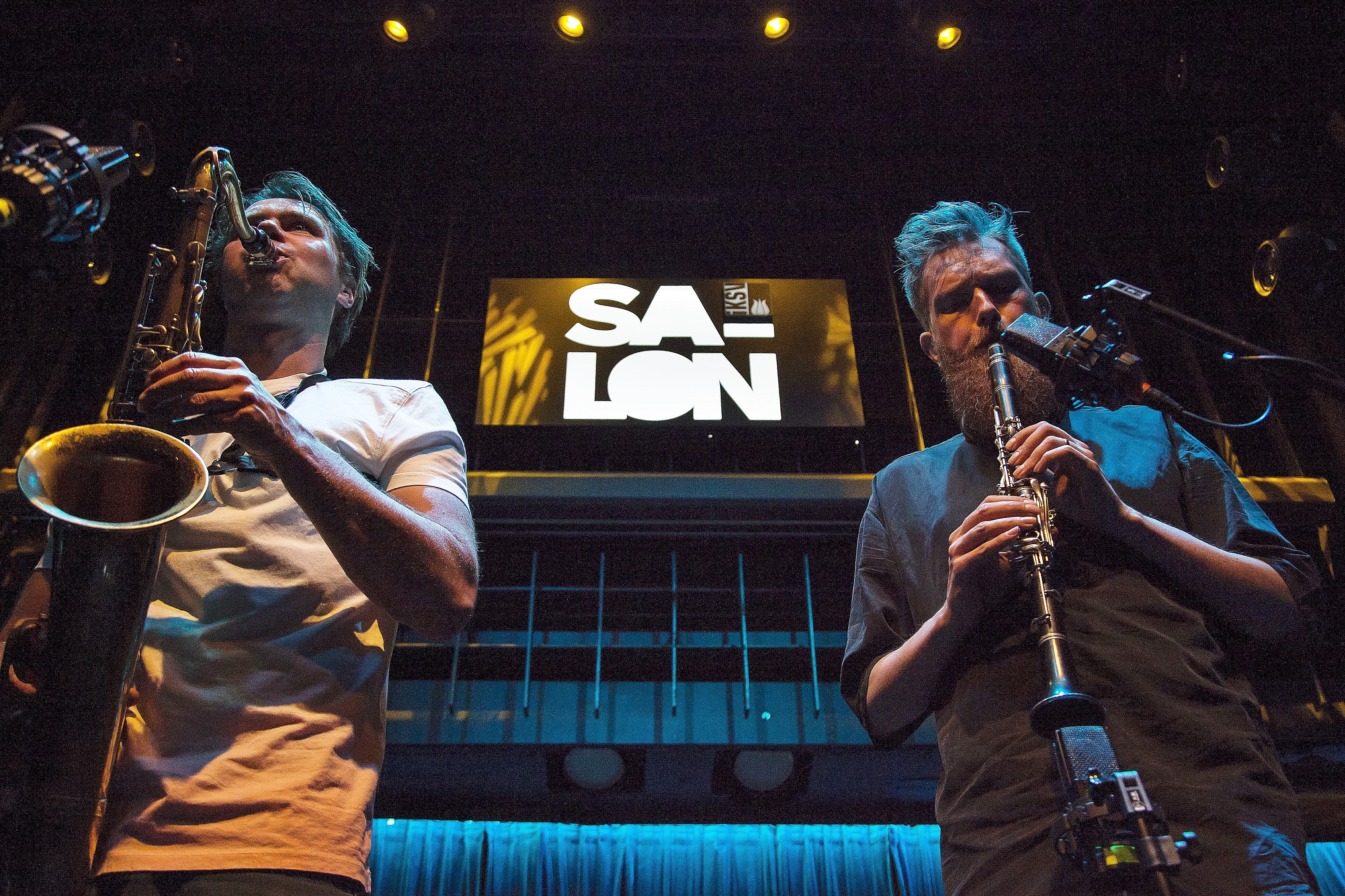 "Girls in Airports" Danish Band Horns