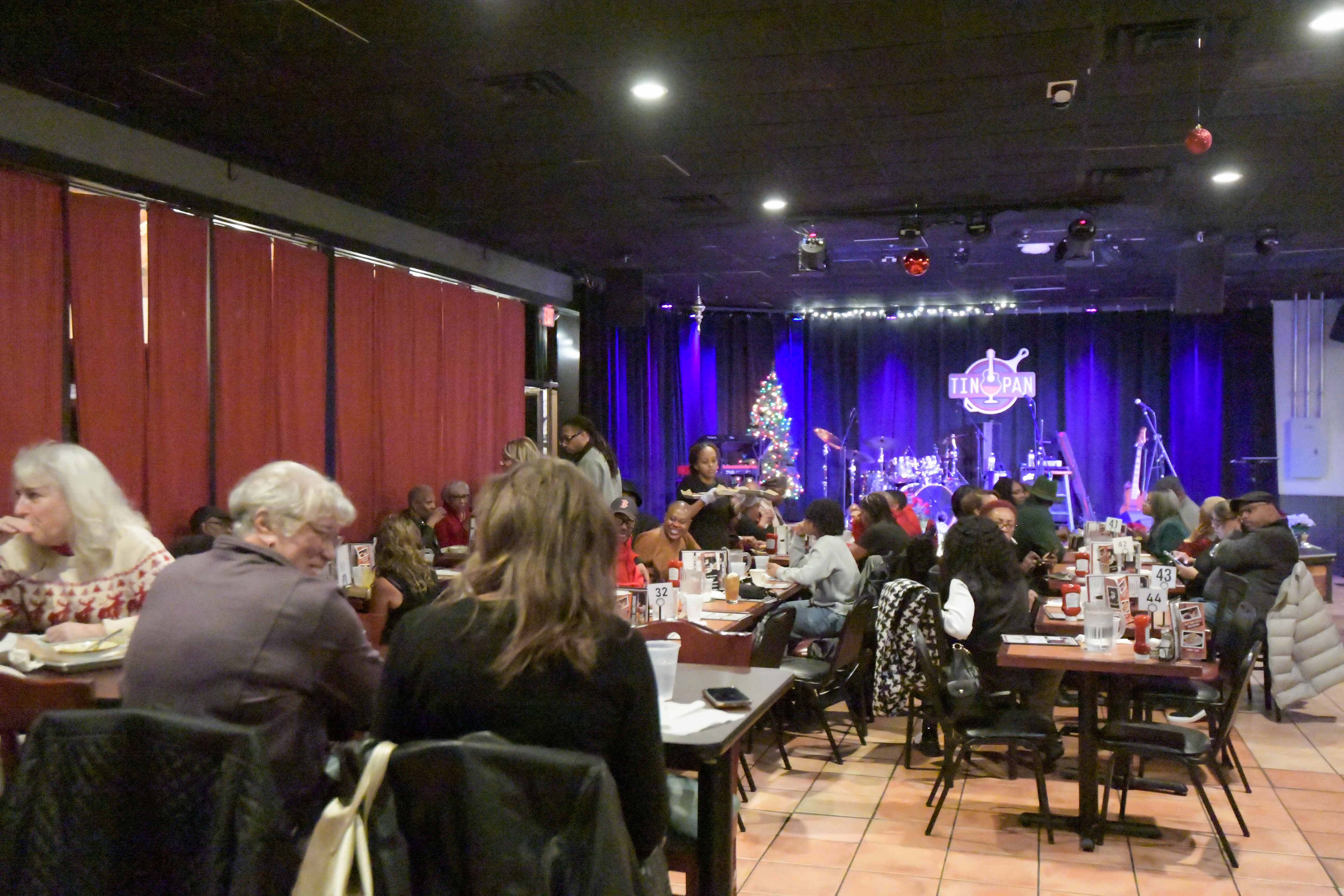 The Tin Pan jazz fans
