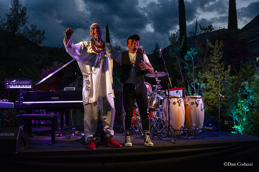 Omar Sosa & Ernesttico Duo B-Black