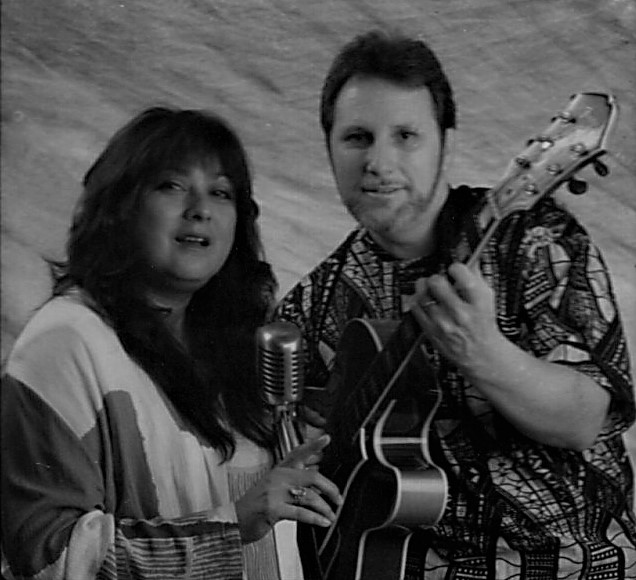 Jazz 'N' Samba duo with Francesca Homan