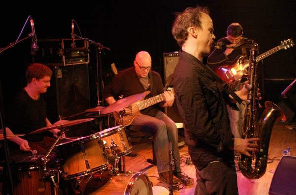 Chris Speed, Jim Black, Skulli Sverisson and Hilmar Jensson with the "Jim Black - Alasnoaxis" at the Sud Des Alpes, Amr, Geneva,