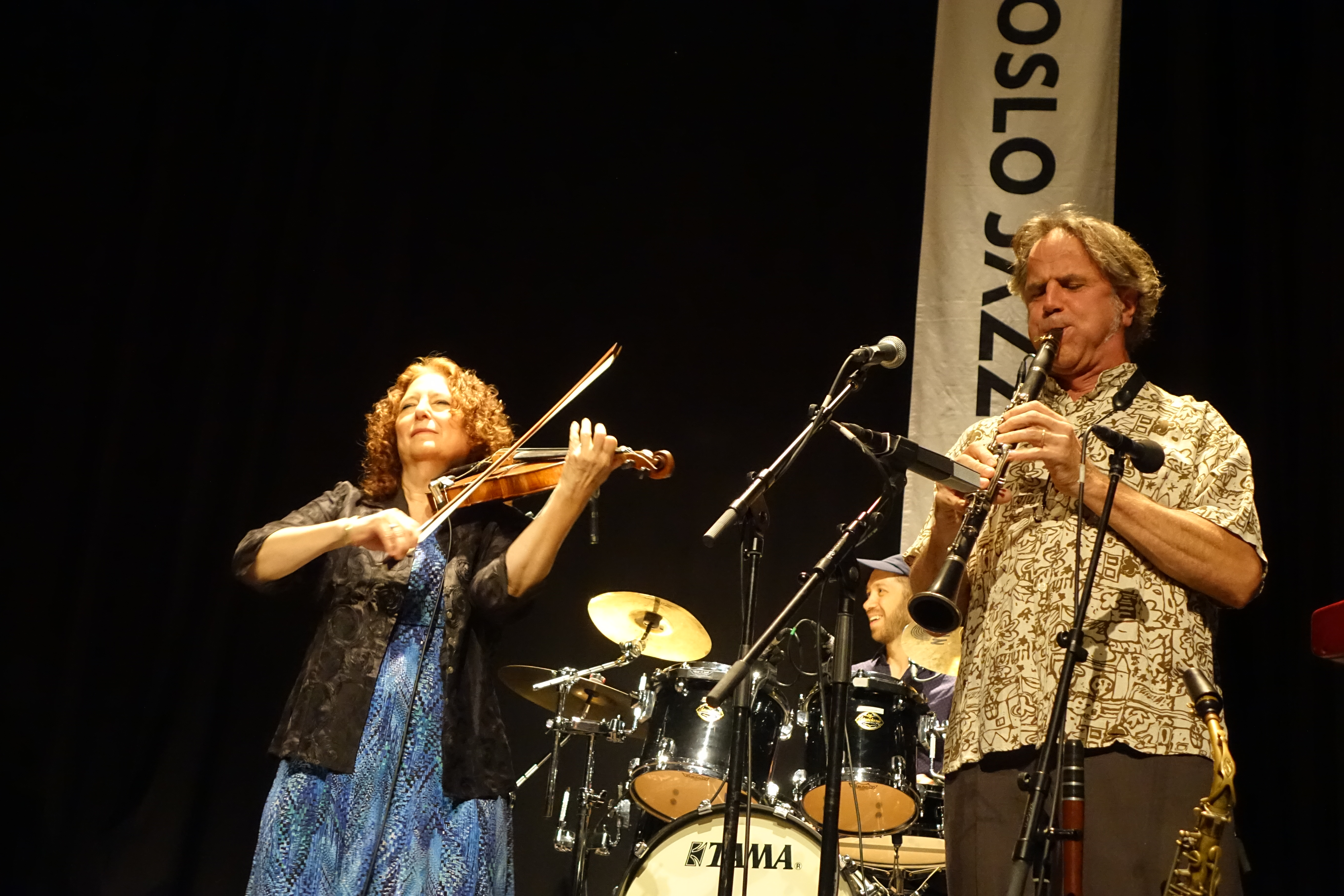 Lisa Gutkin and Matt Darriau at Cosmopolite, Oslo in August 2018