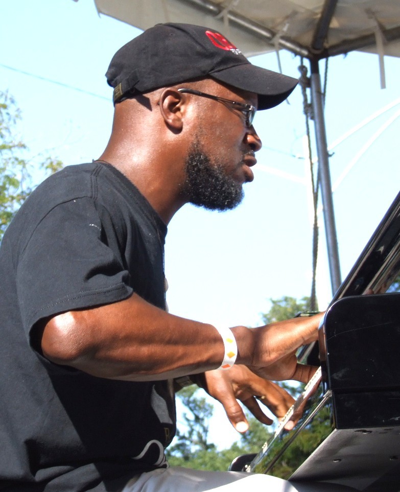 2008 Chicago Jazz Festival, Sunday: Orrin Evans with the Sean Jones Quintet