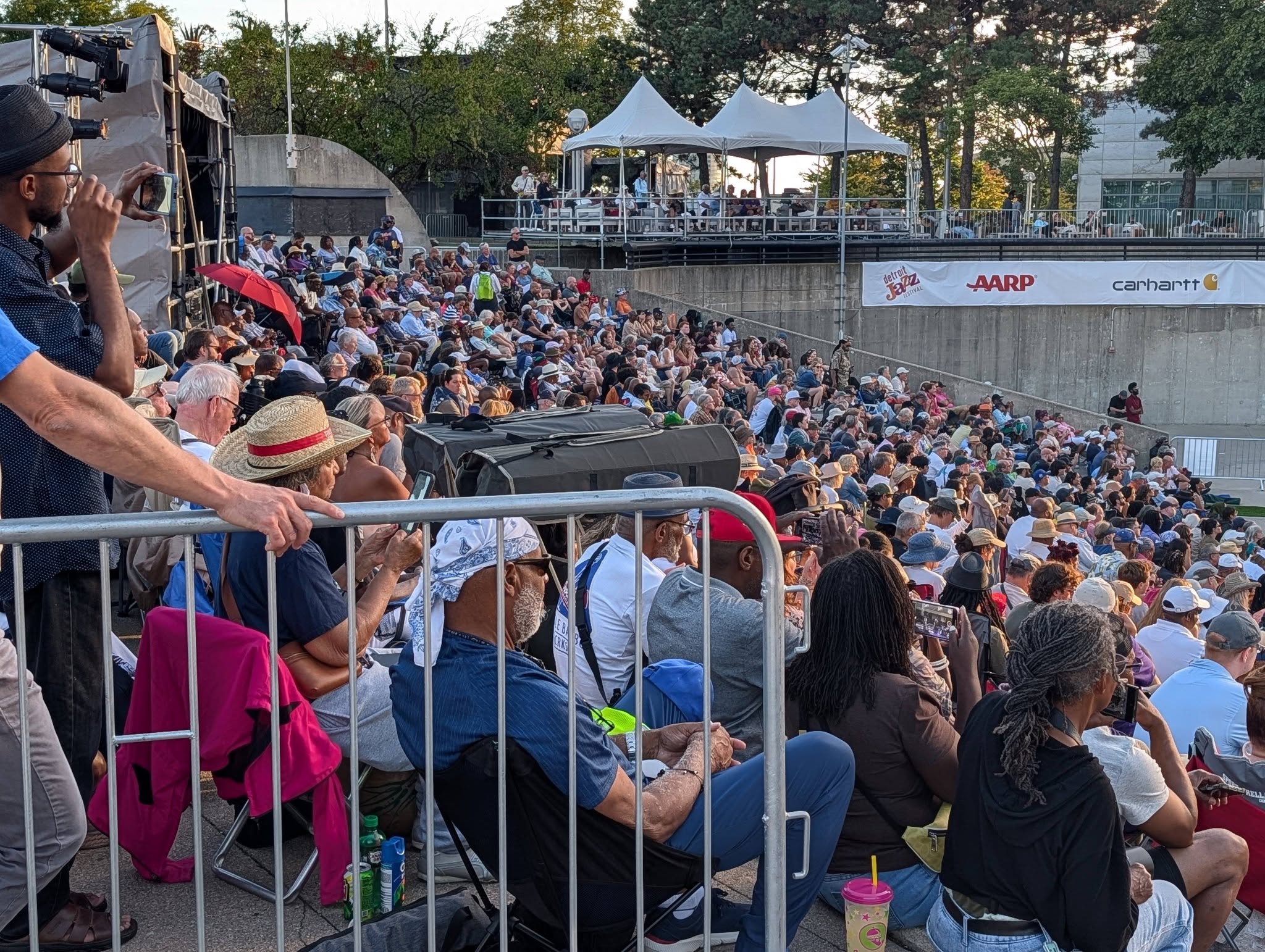DJF 26 afternoon crowd — jazz photo by Paul Rauch | All About Jazz