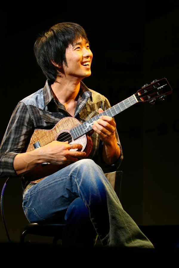 Jake Shimabukuro