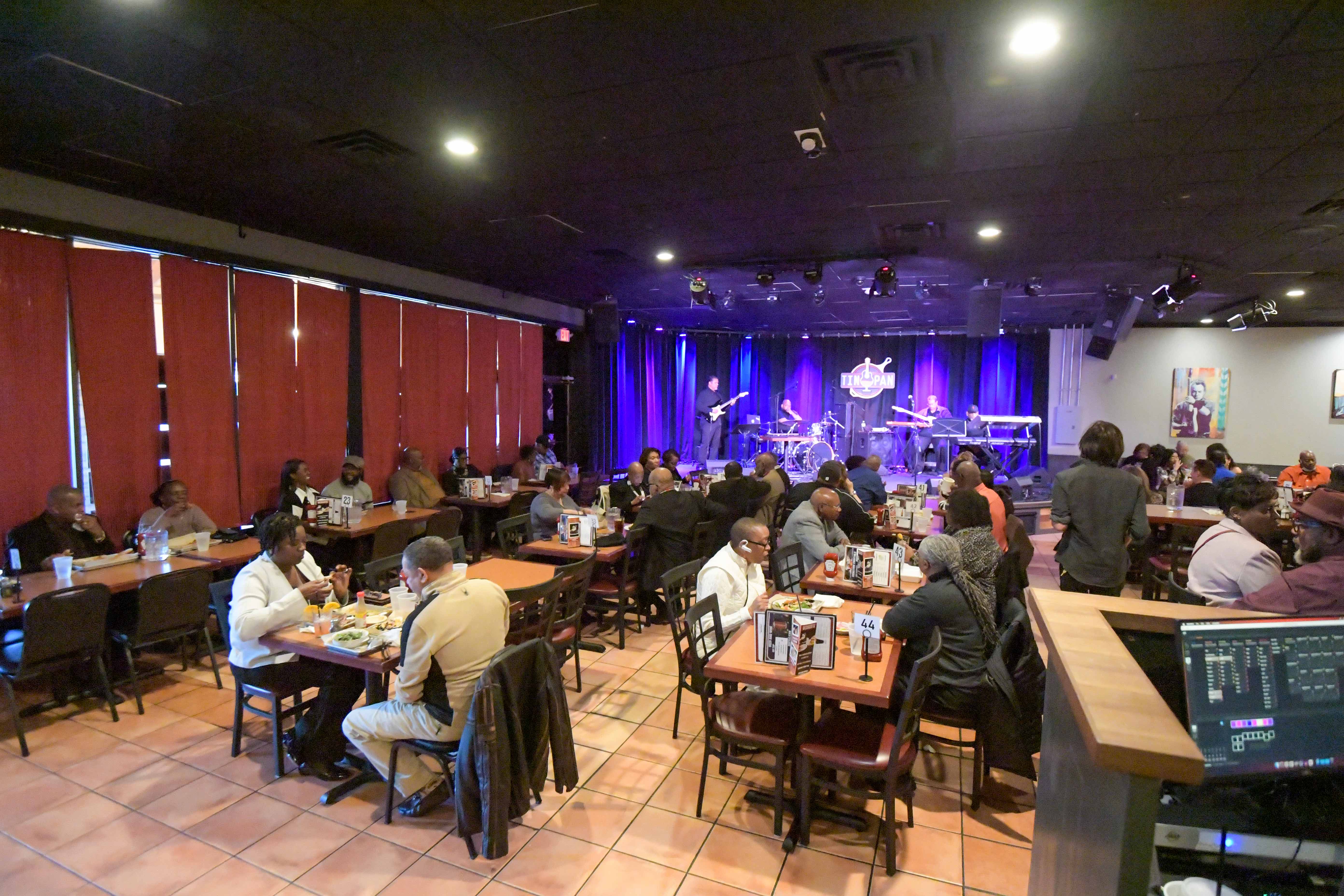 The Tin Pan jazz fans